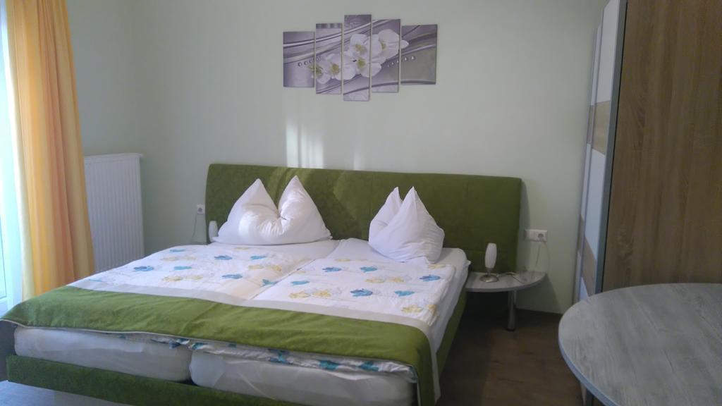 Gasthof Zum Mohrn Oberwoelz Stadt Екстериор снимка