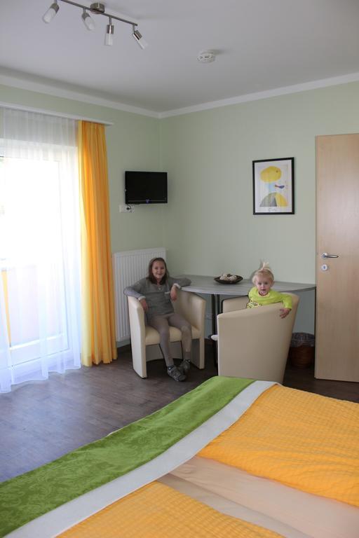Gasthof Zum Mohrn Oberwoelz Stadt Екстериор снимка